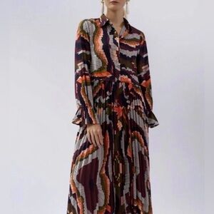 Pleaded button down, midi dress